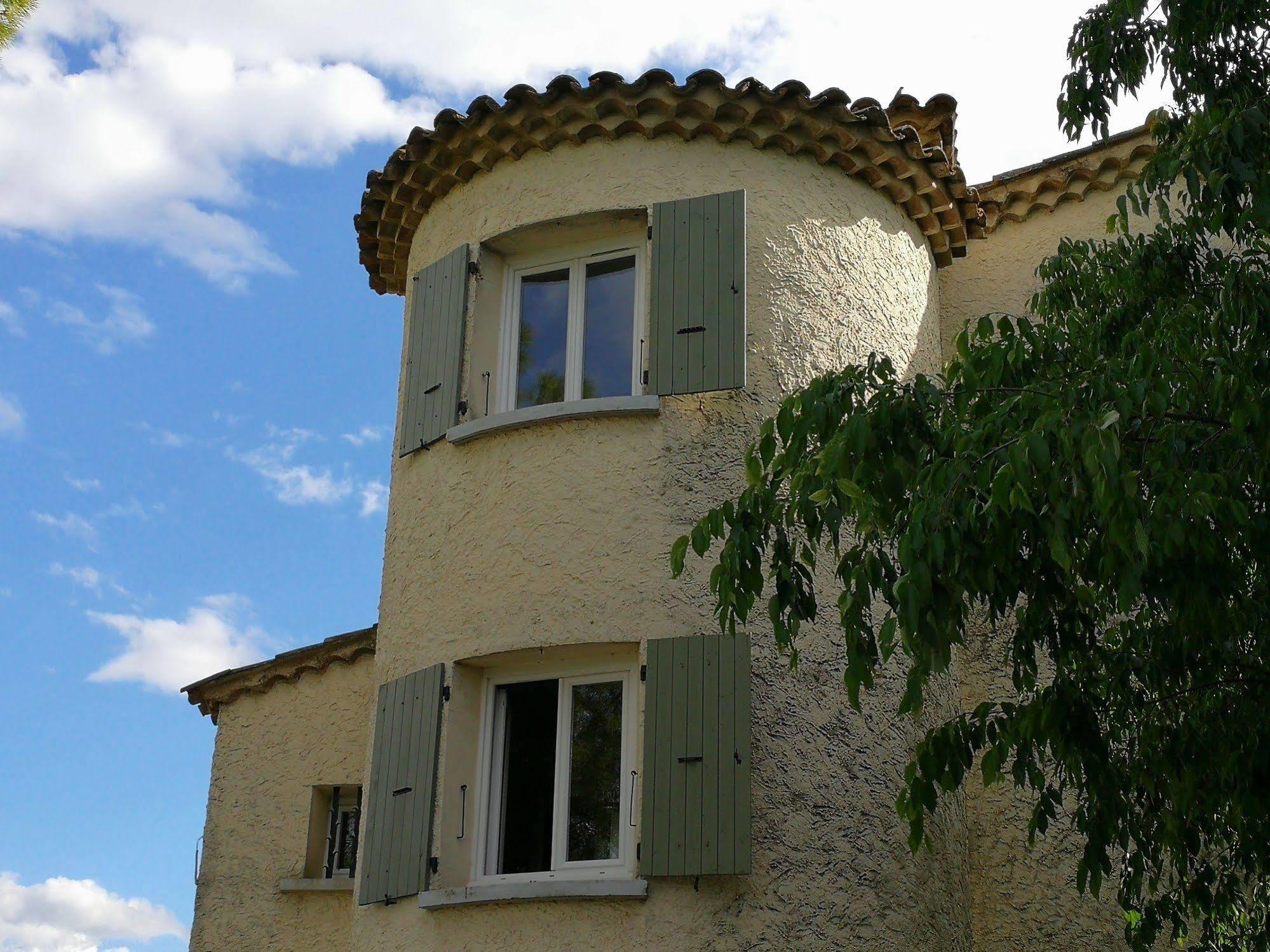 La Bastide Des Muriers Deaux المظهر الخارجي الصورة
